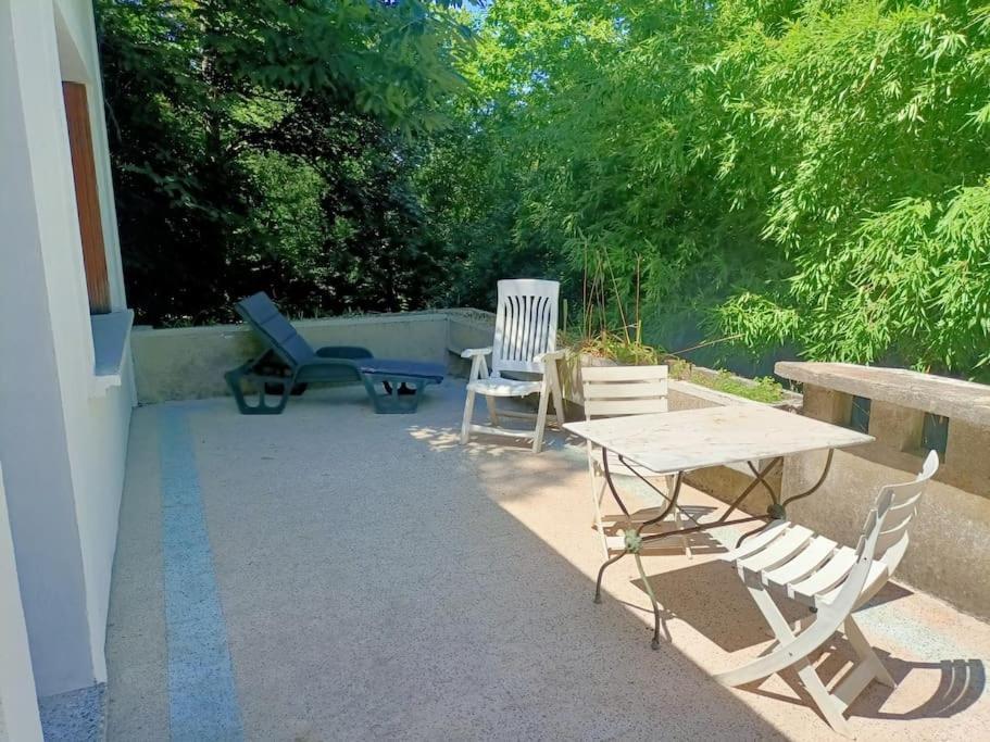 La Colline Aux Oiseaux, La Tranquillite Des Bois Villa Molieres-sur-Ceze Exteriör bild