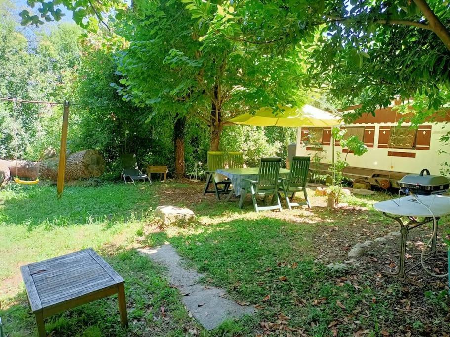 La Colline Aux Oiseaux, La Tranquillite Des Bois Villa Molieres-sur-Ceze Exteriör bild